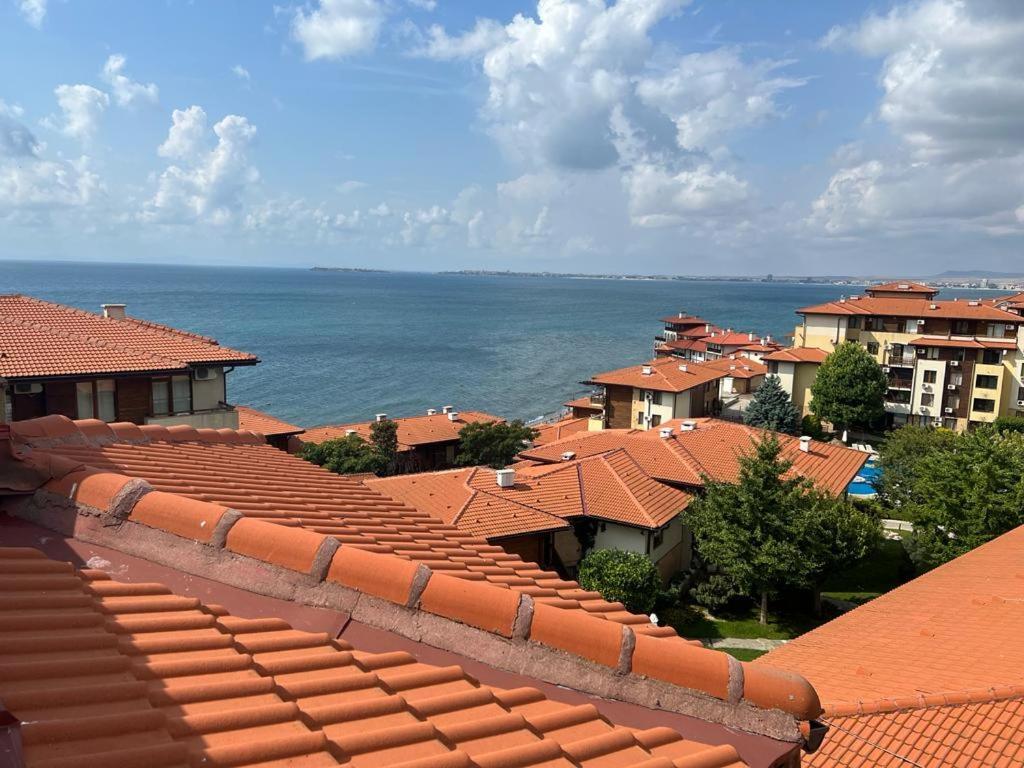 Psb Apartments In Gardens Of Eden Sveti Vlas Luaran gambar