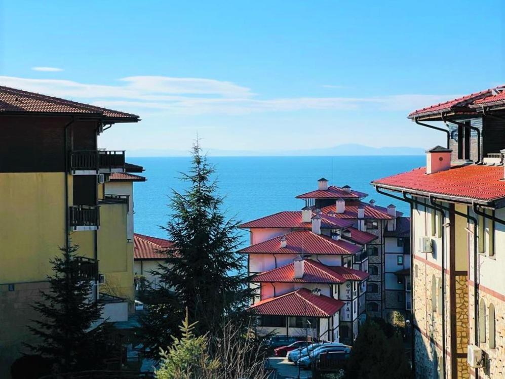 Psb Apartments In Gardens Of Eden Sveti Vlas Luaran gambar