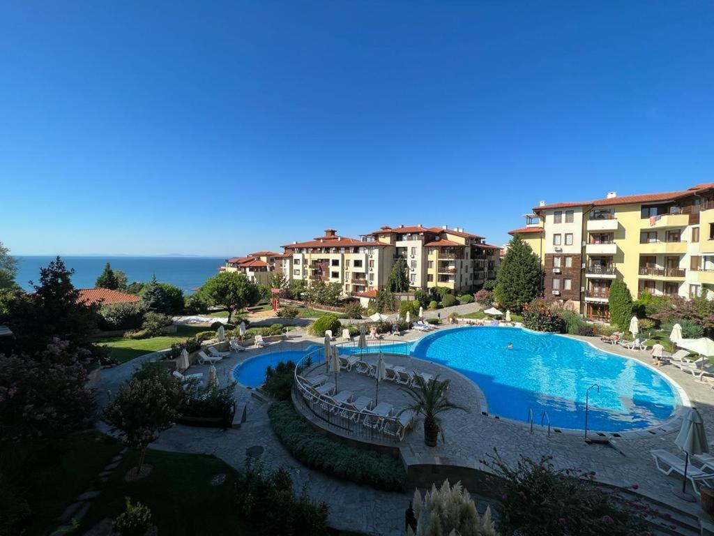 Psb Apartments In Gardens Of Eden Sveti Vlas Luaran gambar